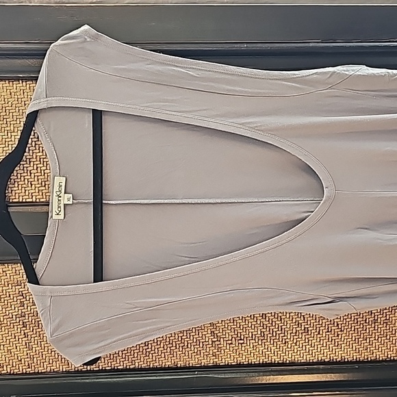 The COOLEST Dress! - Picture 2 of 7